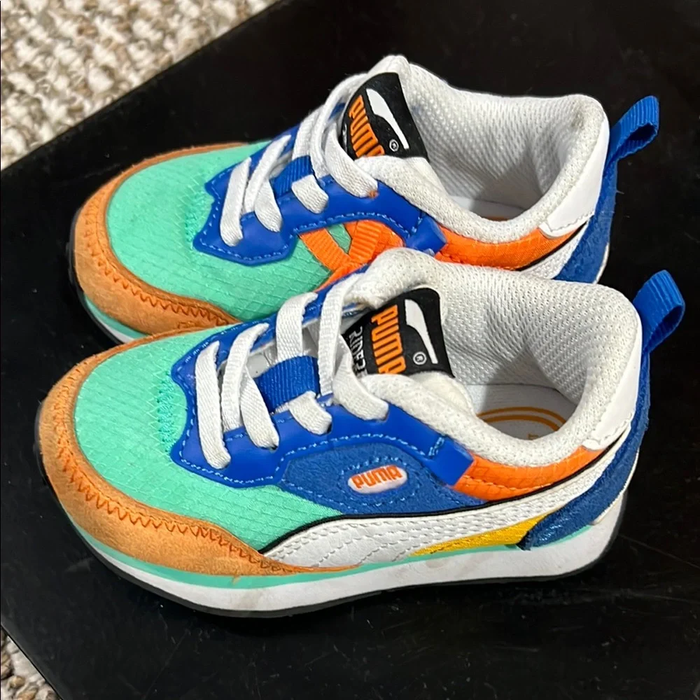 Puma Blue Green Sneakers Vibrant Design Breathable Comfort - Picture 2 of 5